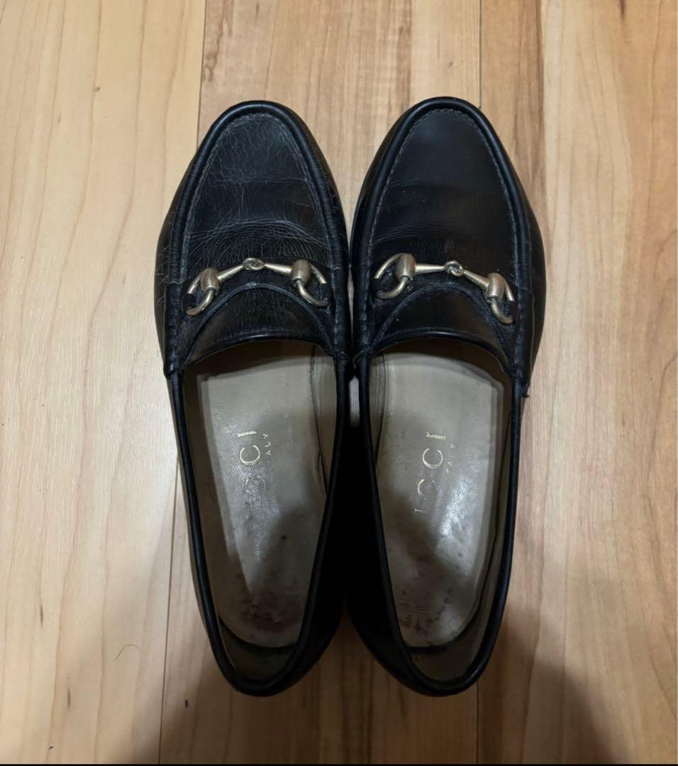 GUCCIホースビットローファー