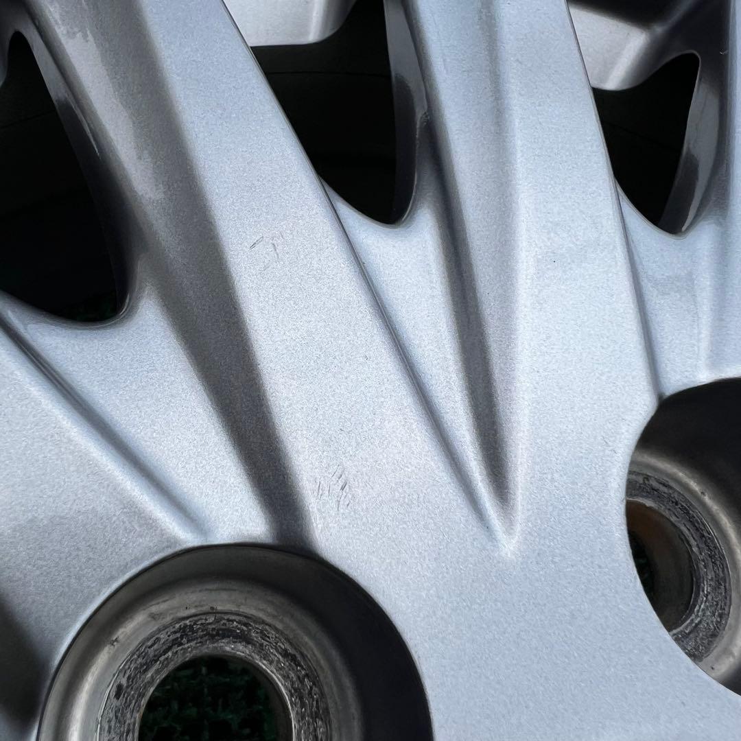 トヨタ ノア ヴォクシー 80系純正15インチアルミホイール ハイグロス色2本②