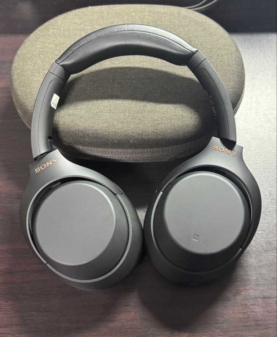 【美品】SONY WH-1000XM4 ノイズキャンセルリングヘッドホン