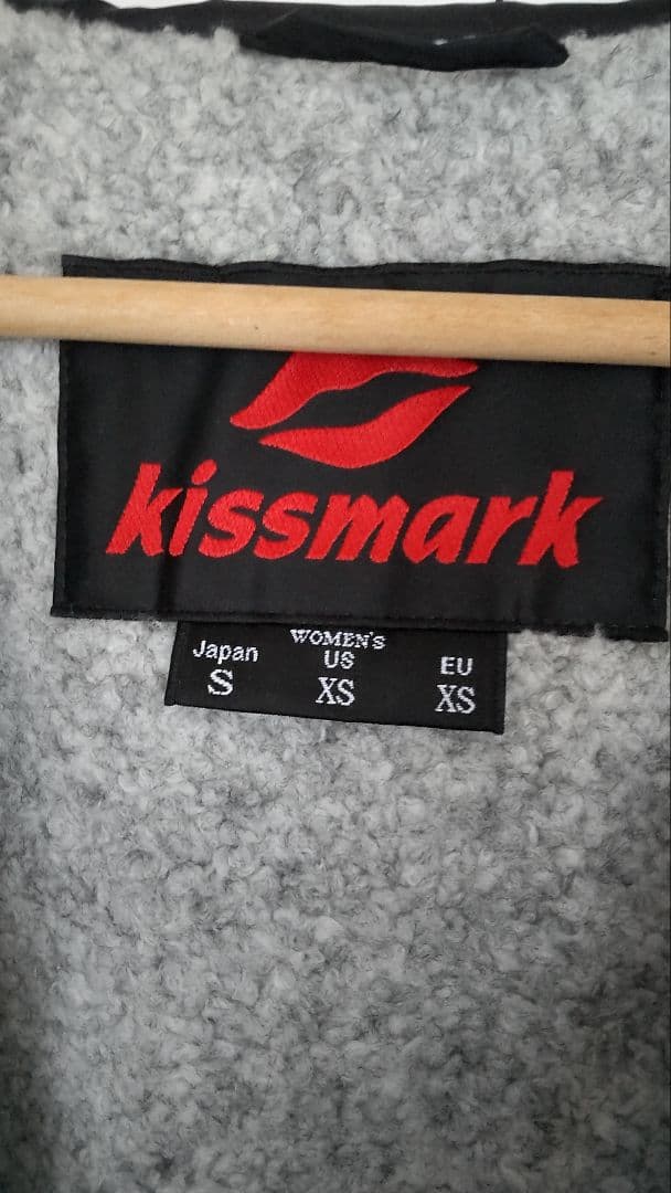 【美品】kissmark スノボウエア　スキーウエア　上下セット　Sサイズ
