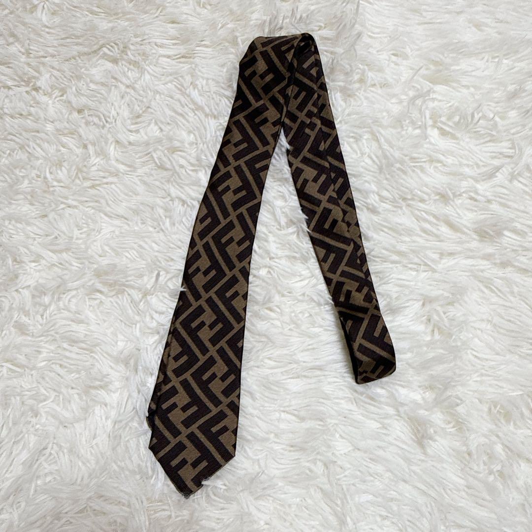 【美品】FENDI ネクタイ シルク100% ズッカ柄
