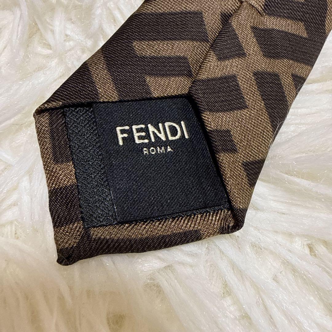 【美品】FENDI ネクタイ シルク100% ズッカ柄