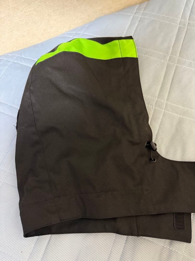 ほぼ新品　elf エルフ　エステンドジャケット　黒/緑EJ-A11