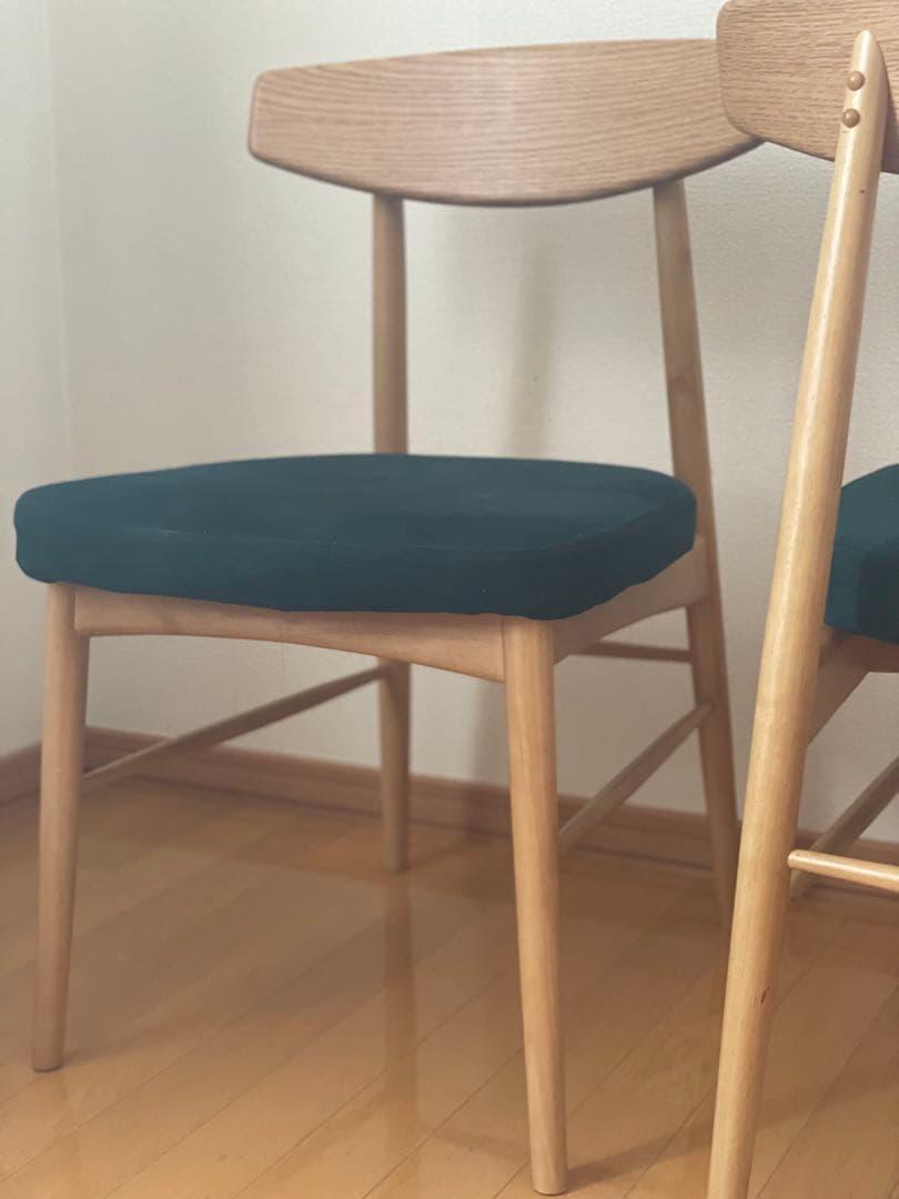 【きんたろう】 美品天然木ダイニングチェアアイボリー1脚グリーンカバー付