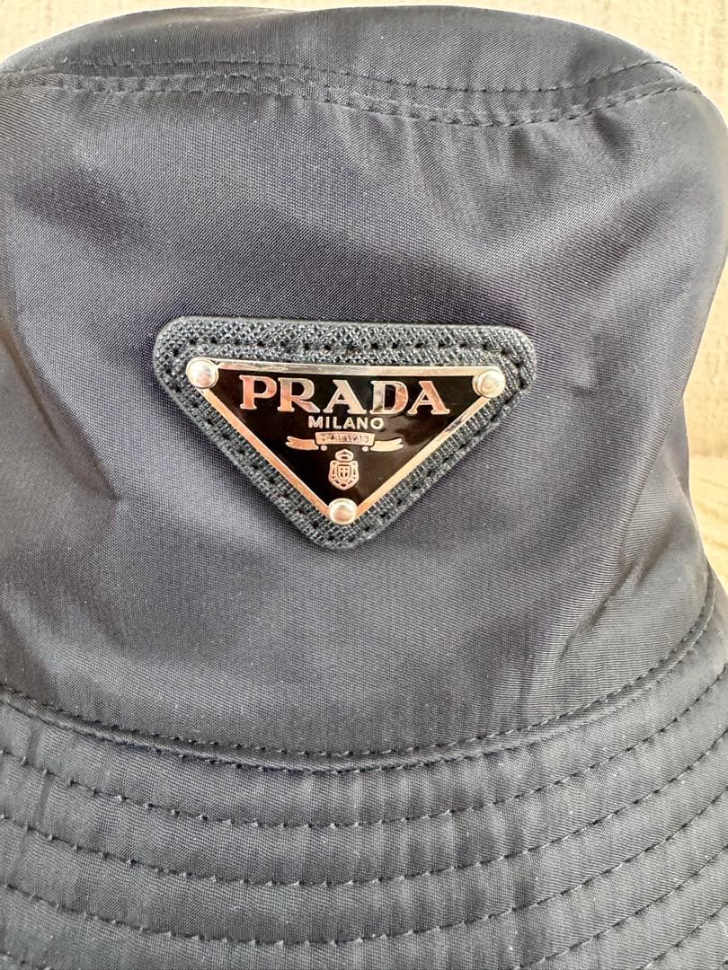 PRADA ブラック バケットハット ナイロン バケハ