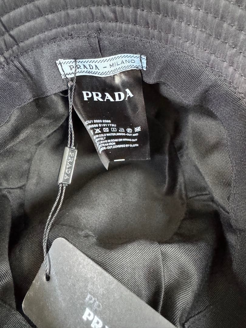 PRADA ブラック バケットハット ナイロン バケハ