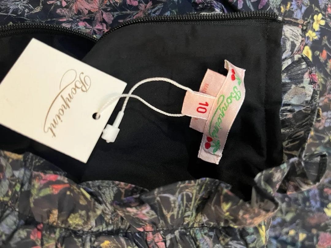 新品未使用ボンポワンbonpointリバティワンピース10A 140