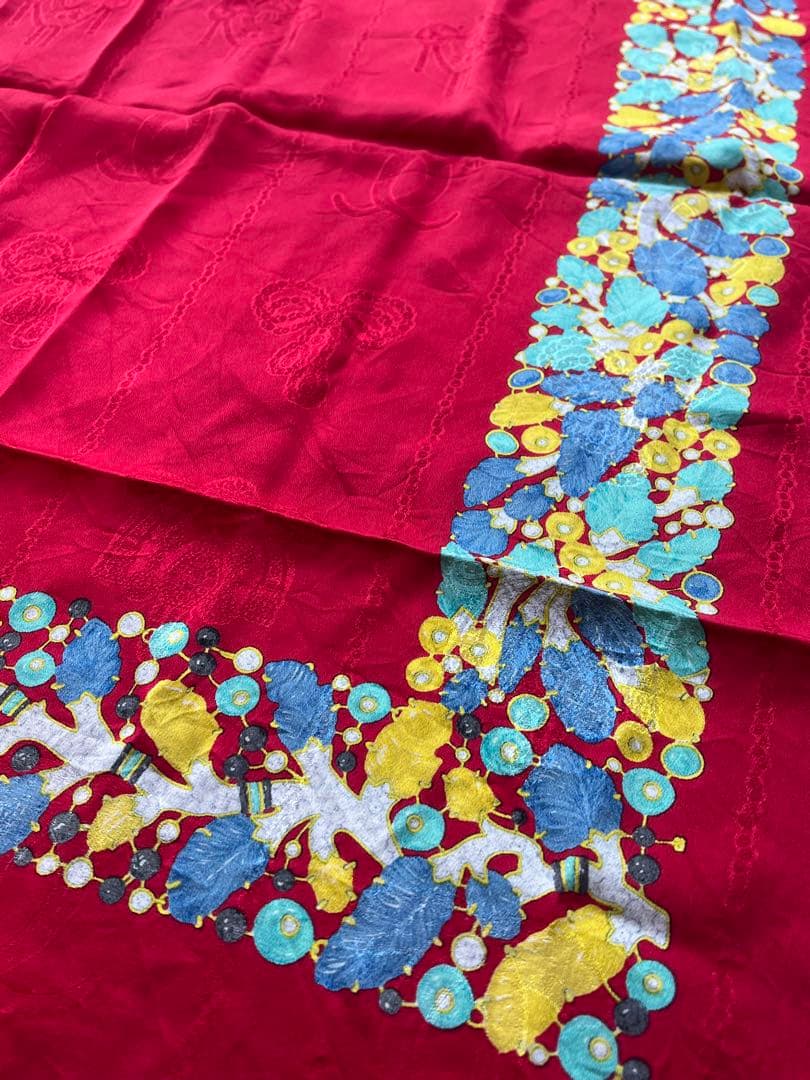 【新品未使用】Cartier シルク100% スカーフ 赤 ジュエリー柄