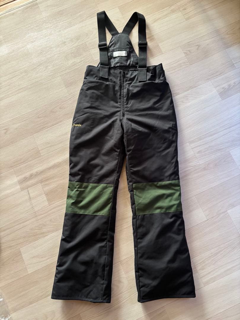 Phenix キッズスキーウェア160㎝ブラック✖️オリーブグリーンサイズ調節可能