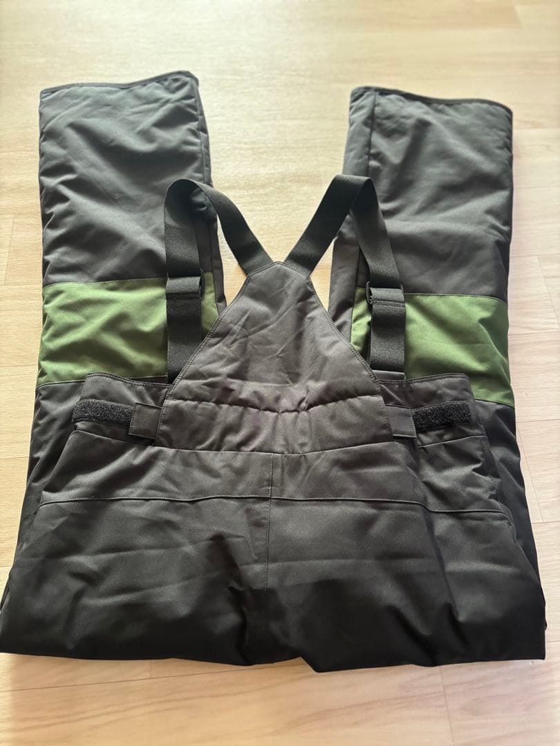 Phenix キッズスキーウェア160㎝ブラック✖️オリーブグリーンサイズ調節可能