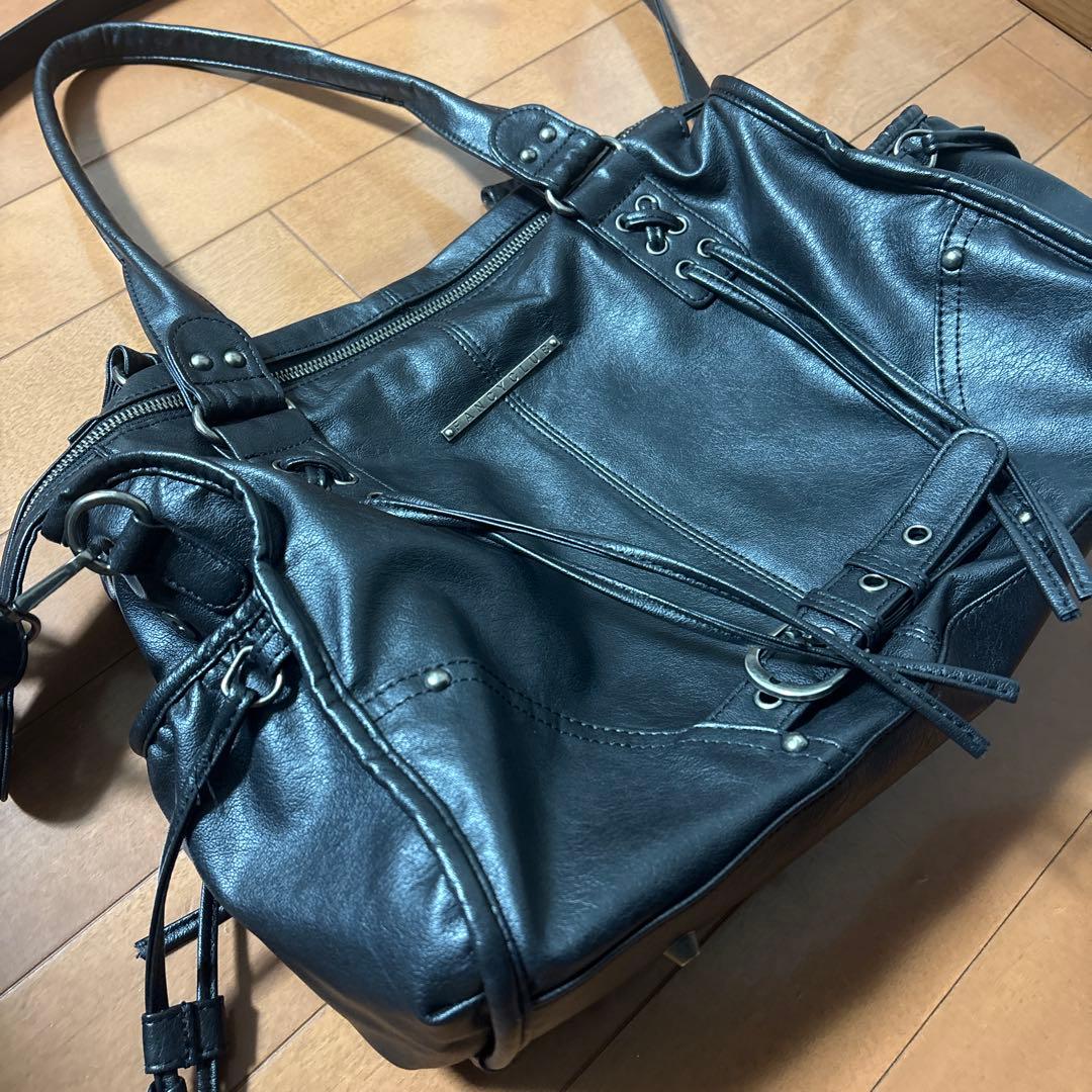 バッグ Belted Washed Leather Bag black y2k