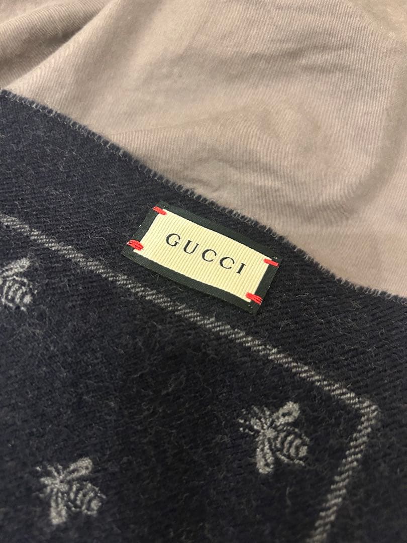 【美品正規品】GUCCI 星と蜂刺繍 マフラー