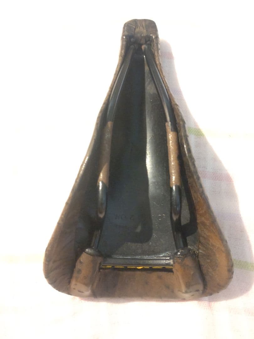 送料込【concor s.marco コンコールサンマルコ】　自転車サドル