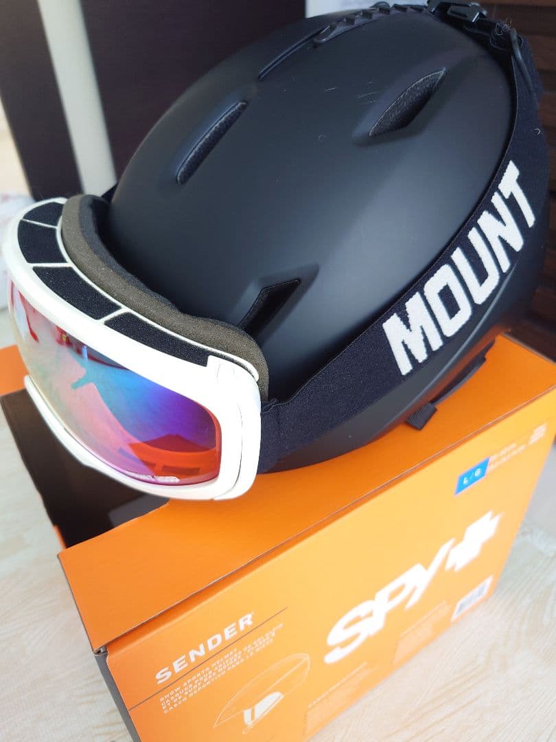 SPY+ SENDER ヘルメット スキー用品 スノボ ヘルメット ゴーグル付き