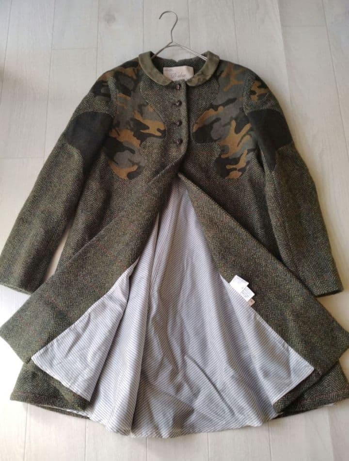 デドゥエ D-due 迷彩丸襟 Aラインフレアコート アッシュペーフランス