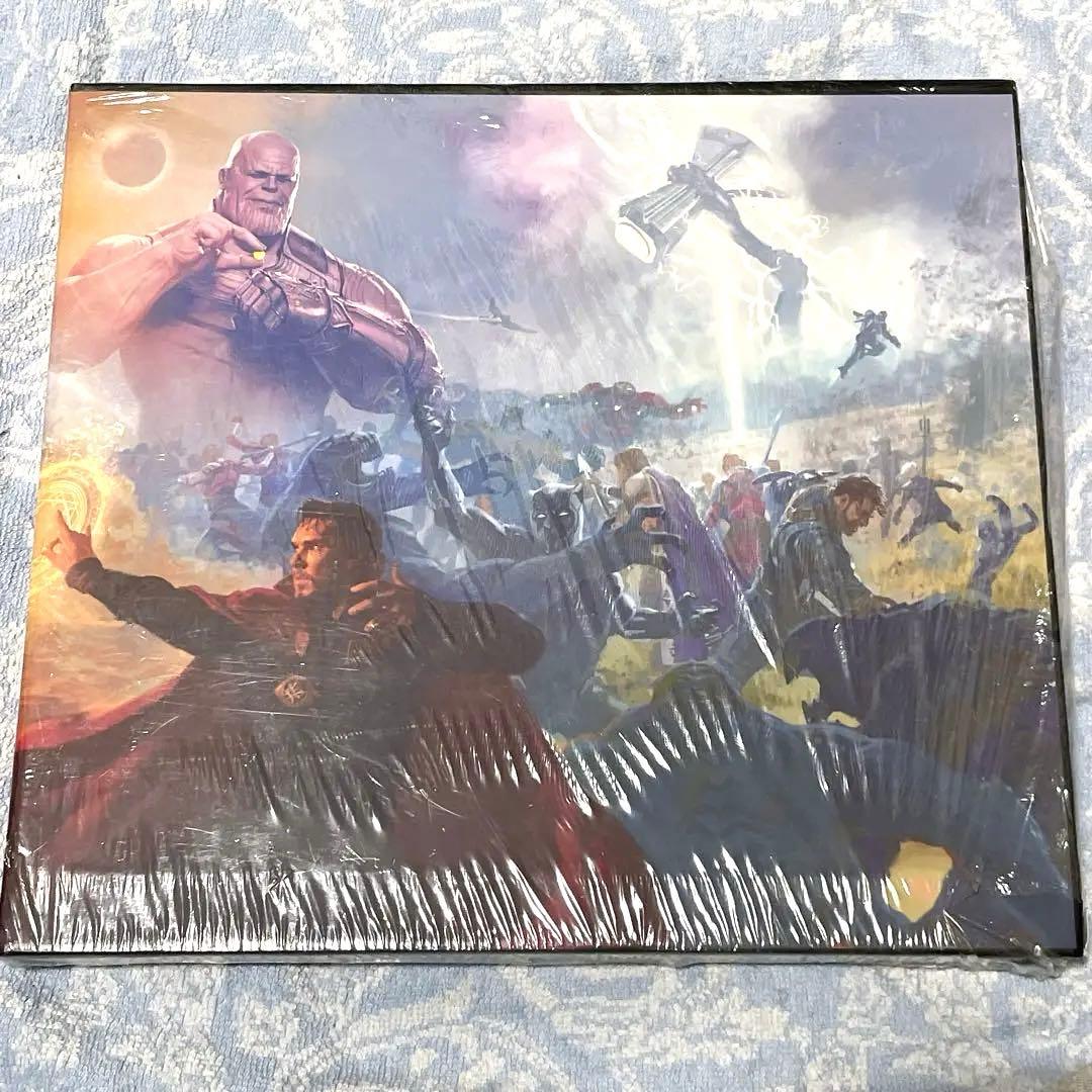 【希少】アベンジャーズ インフィニティ・ウォー　アートブック