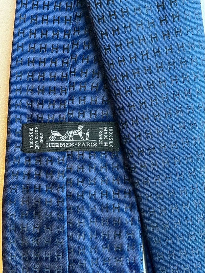 【新品未使用】HERMES ネクタイ ネイビー シルク100%