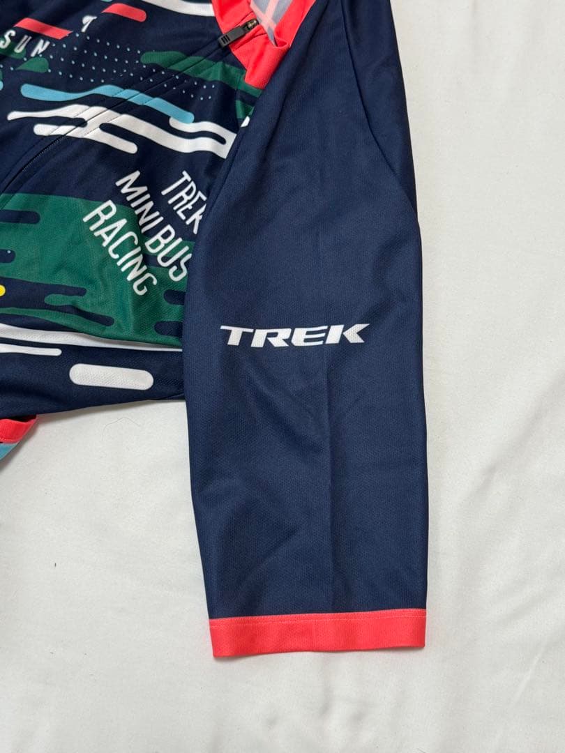 非売品 TREK サイクルジャージ & ビブショーツ セット