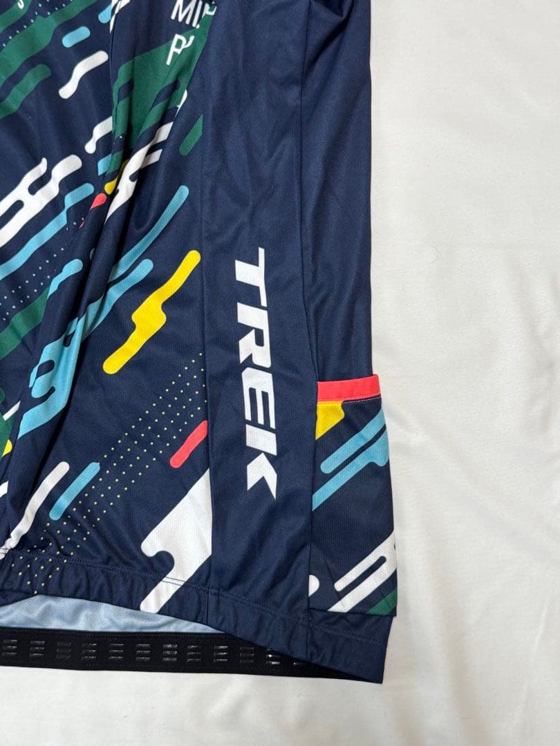 非売品 TREK サイクルジャージ & ビブショーツ セット