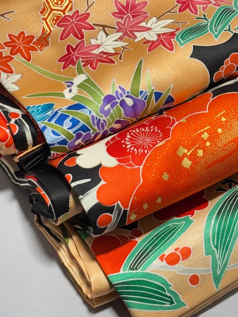 [美品] 高身長　振袖　黒　古典柄　松竹梅　駒刺繍　成人式　卒業式　礼装　結婚式