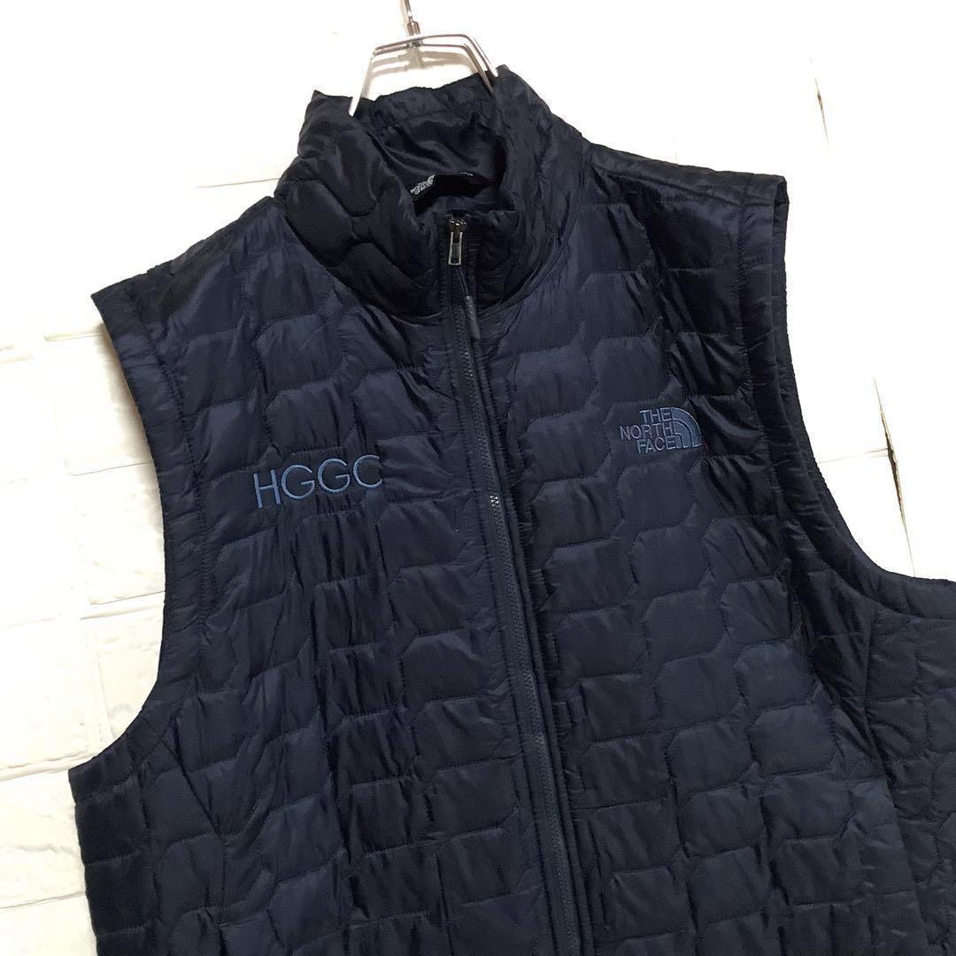 ○美品 ノースフェイス 中綿ベスト THERMOBALL 刺繍ロゴ ネイビー L