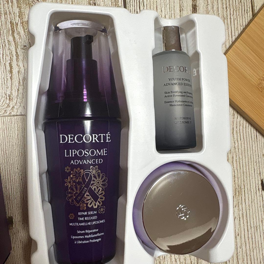 コスメデコルテ　リポソームアドバンストリペアセラム　パープルリボンセット2025