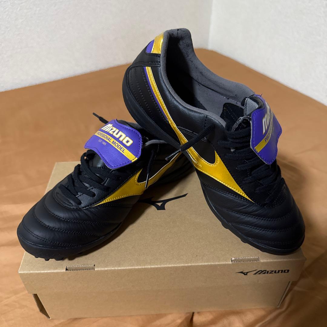 モレリア SALA ELITE TF BANDIERA PACK 25.5cm