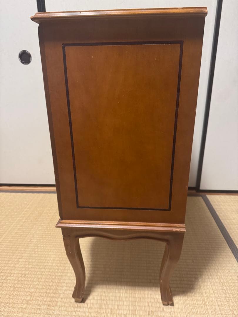 イタリア製3段チェスト 象嵌 猫脚 アンティーク