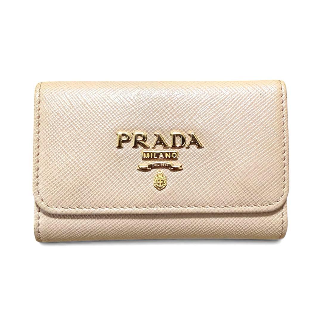 【美品】プラダ　ロゴ　サフィアーノ　4連キーケース　 キーリング