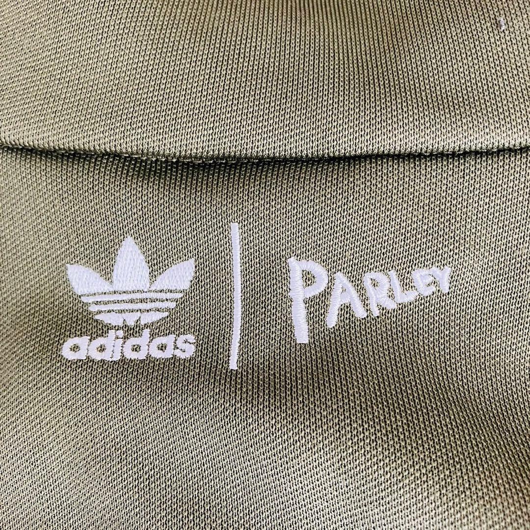 【美品】アディダス パーリィ トラックジャケット ショート丈 くすみグリーン