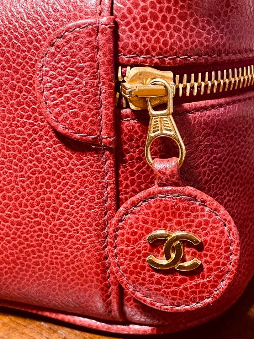 CHANEL⭐︎バニティ赤⭐︎キャビアスキン