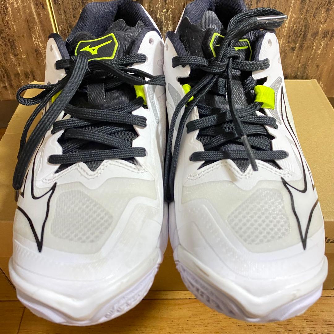MIZUNO バレーボール　シューズ　23.5