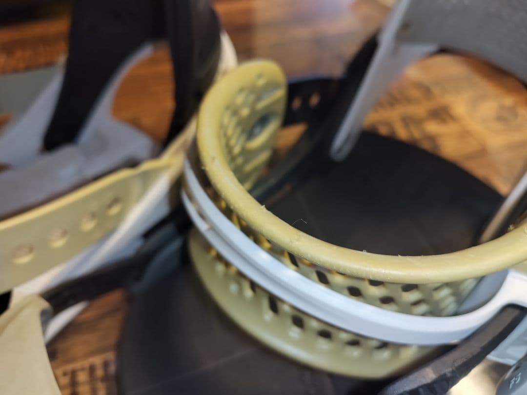 カ*ラ様 BURTON Mala Vita Mサイズ スノーボード ビンディング