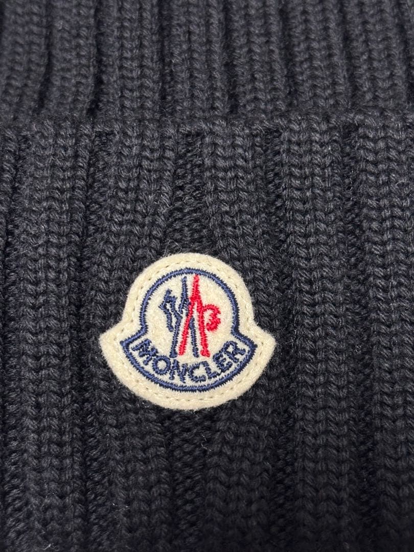 ね*こ様 Moncler 黒 ニット帽