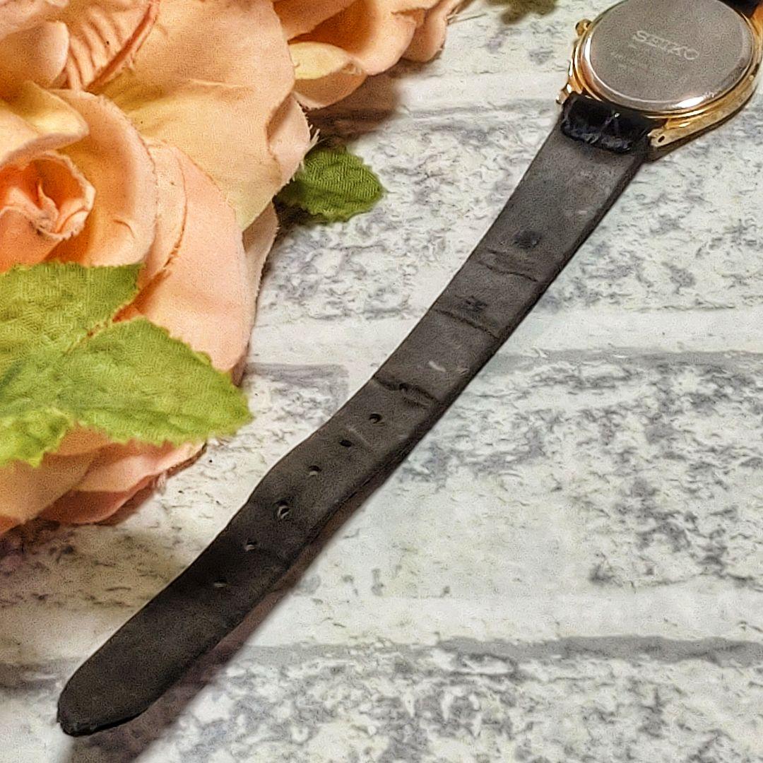 稼働品　SEIKO　セイコー　レディース腕時計　ゴールド文字盤　純正ベルト