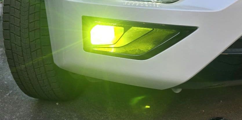 後期デリカD5　IPF製フォグクリアー101FL　ロイヤルガードバルブ付き