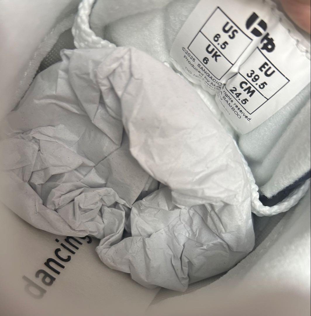 sangacio スニーカー ホワイト レッド US 6.5新品未使用24.5