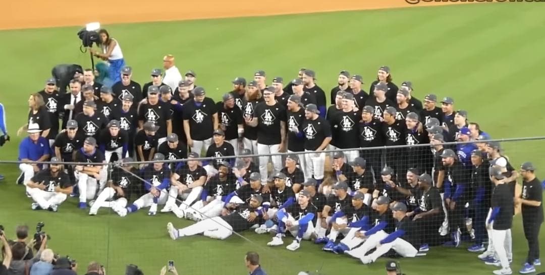 【海外限定】ドジャース 2025 プレーオフ限定 9SEVENTY ワンサイズ