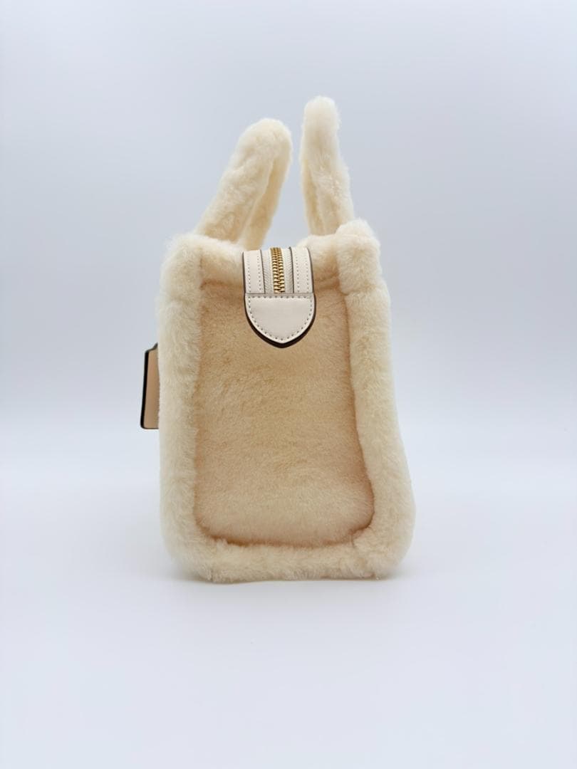 未使用✨箱付 COACH カーゴ 26 トートバッグ ファー ホワイト 2WAY