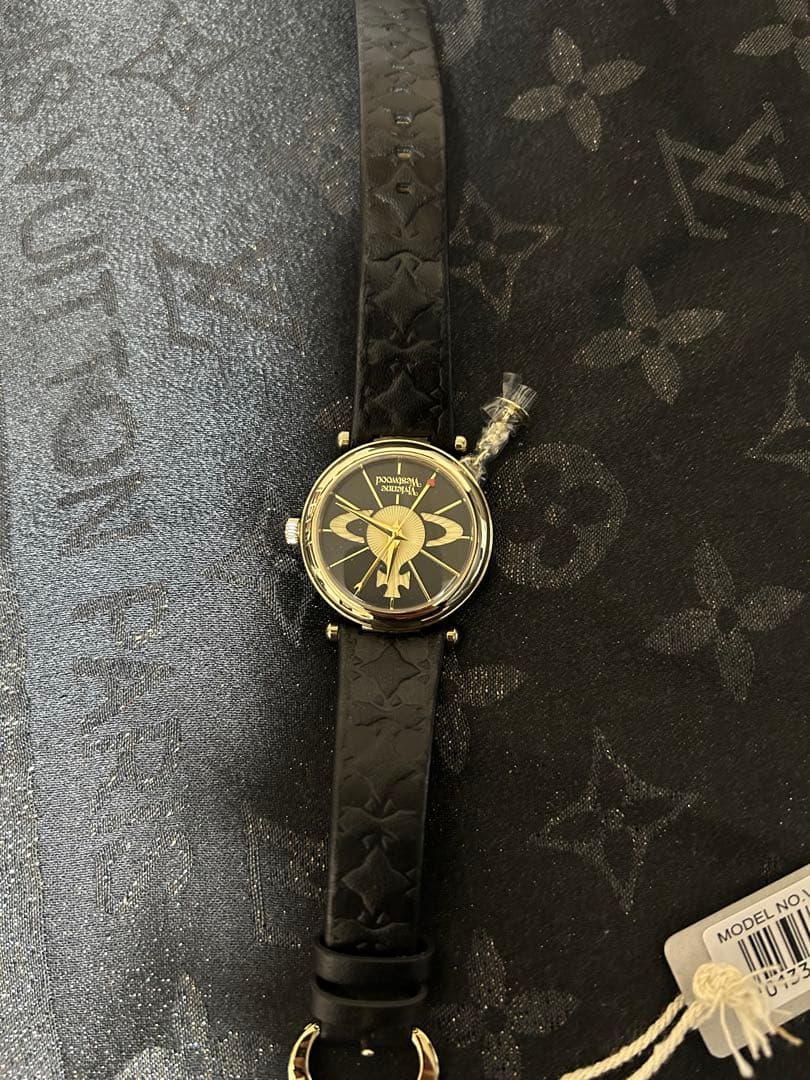 Vivienne Westwood アナログ腕時計 ブラック/ゴールド