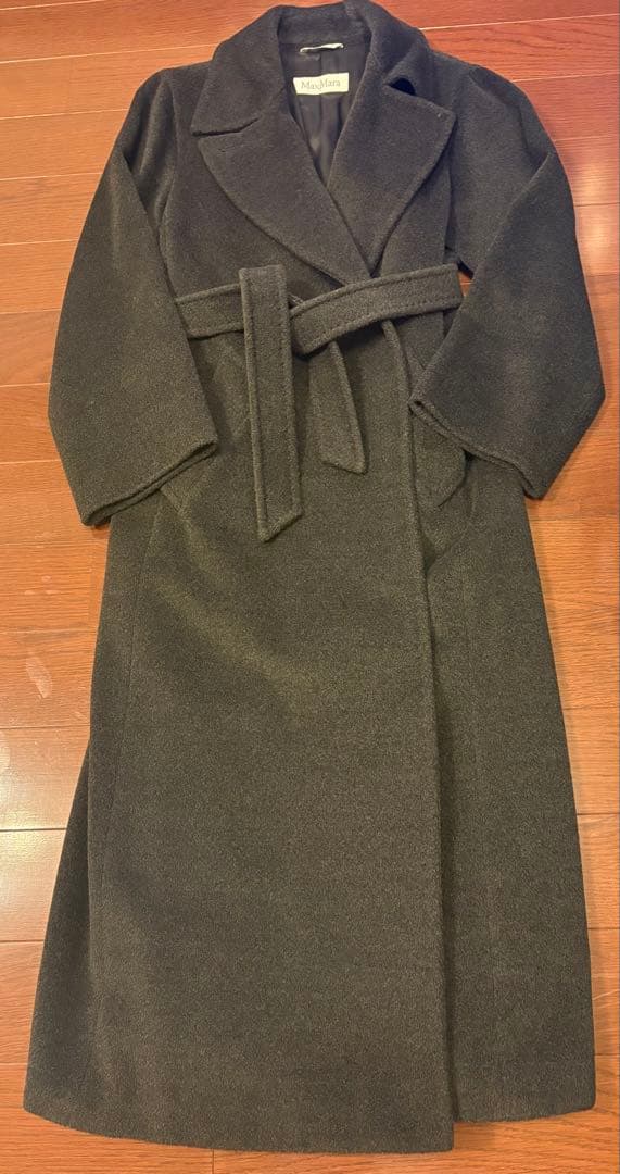 MaxMara ダークグレー ベルト付きロングコート 36