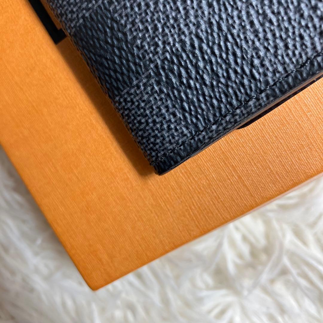 【極美品】ルイヴィトン＊ダミエグラフィット6連キーケース N62662