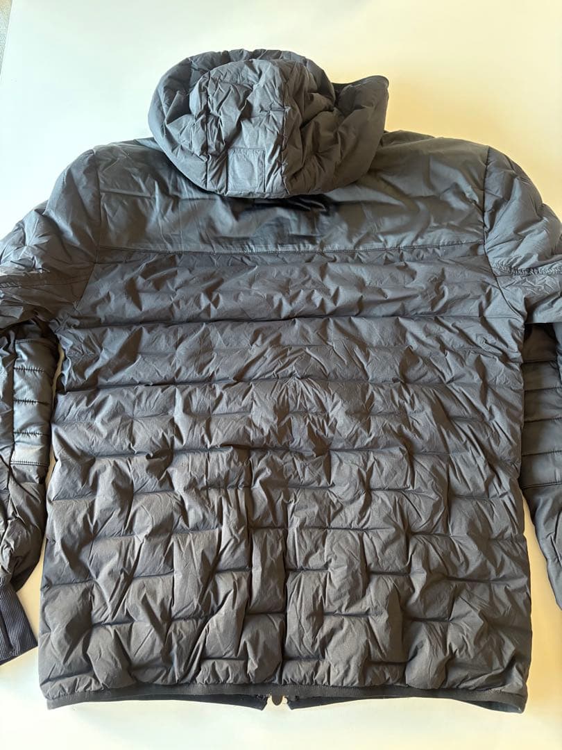 マークアンドロナ　ダウンジャケット　メンズ46サイズ