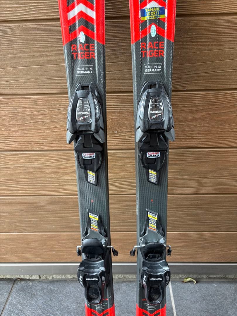 Völkl Racetiger スキー板 130cmレッド