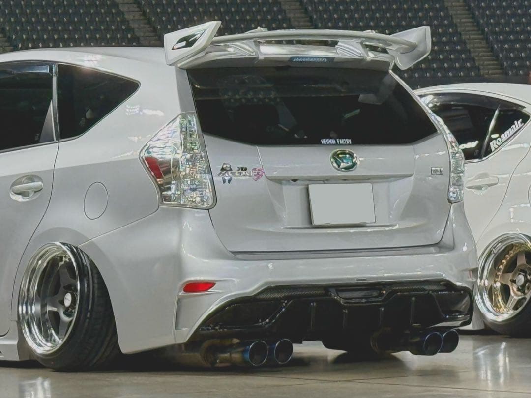 シルクブレイズ バンパー プリウスα ジャンク