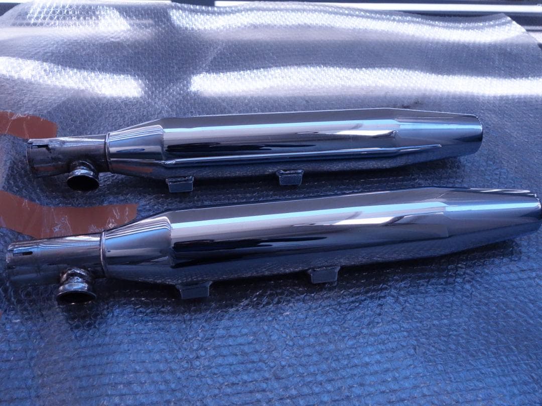 ハーレー　スポーツスター　北米純正マフラー　12mmパンチアウト　スリップオン