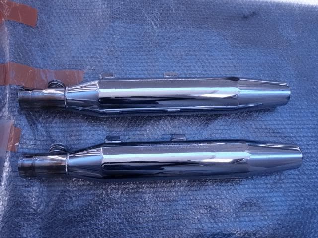 ハーレー　スポーツスター　北米純正マフラー　12mmパンチアウト　スリップオン