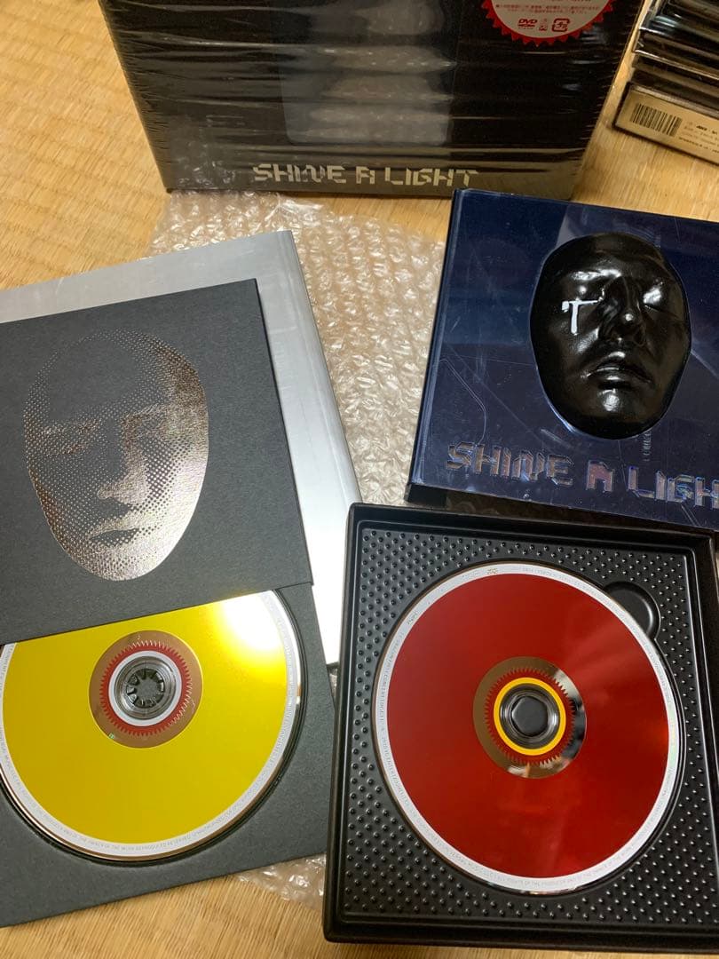 G-DRAGON SHINE A LIGHT DVD ジヨン 缶バッジ