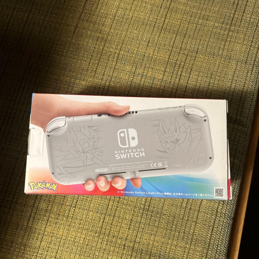 Nintendo Switch Lite本体のみ