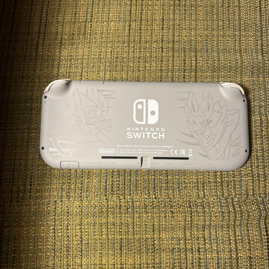 Nintendo Switch Lite本体のみ